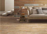 Il legno sembra la piastrella per pavimento di legno omogenea della plancia di effetto delle mattonelle dell'interno della porcellana
