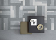 Prova scura di Grey Carpet Tiles Texture Scratch di progettazione casuale per la parete del salone
