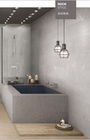 Non slitti la porcellana che le mattonelle beige 60x60 del marmo del pavimento piastrellano e che marmorizzano per il bagno della parete