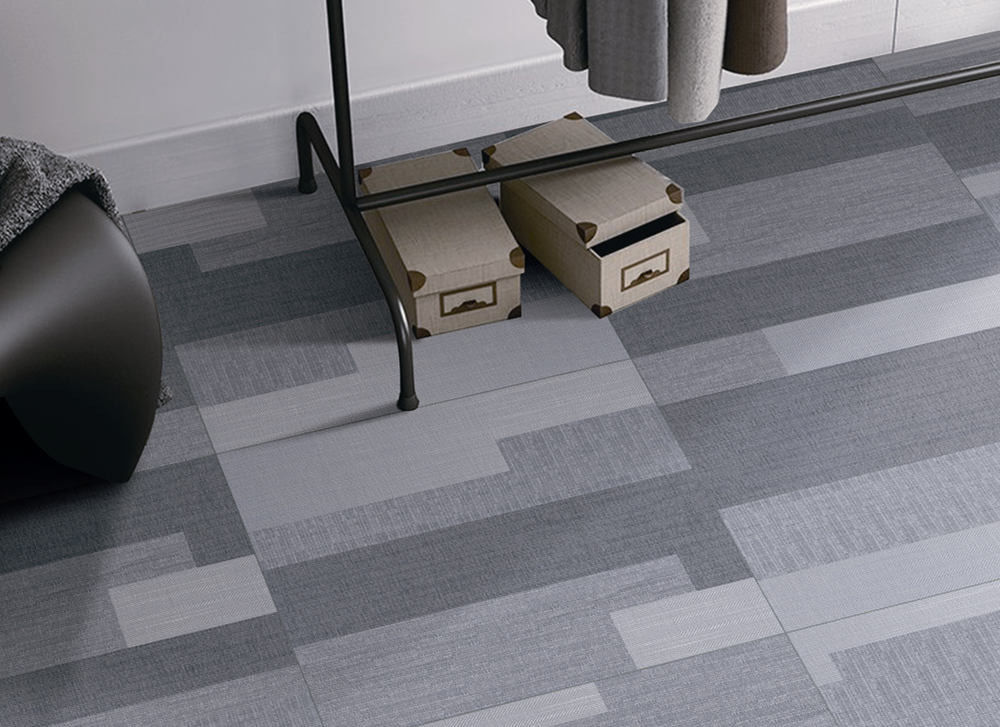 Prova scura di Grey Carpet Tiles Texture Scratch di progettazione casuale per la parete del salone
