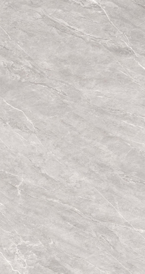 Piastrella per lastre in gres porcellanato con superficie lucida grigio reale per la decorazione di edifici