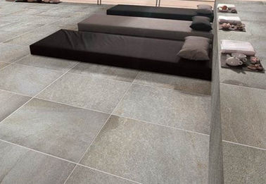 La piastrella di ceramica di pietra 60x60 cm del bagno di sguardo gradua i meno di 0,05% tassi secondo la misura di assorbimento