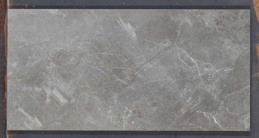 Dimensione lucidata lucida eccellente di Grey Color 600*1200 millimetro delle mattonelle della porcellana/piastrella per pavimento di marmo di sguardo