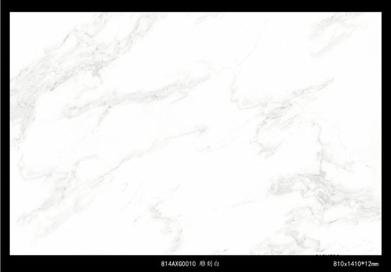 Grande porcellana bianca Tile81*141cm di sguardo del marmo delle mattonelle della porcellana di Carrara delle mattonelle della parete di ampio formato di dimensione delle mattonelle