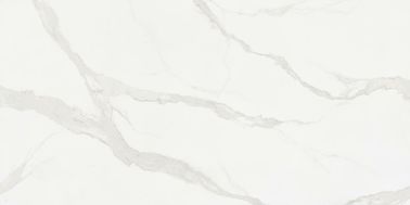 Il marmo lucidato Carrara che del pavimento il grande bagno bianco piastrella la porcellana dell'interno di 1800x900 millimetro non tappezzato le mattonelle del confine del pavimento