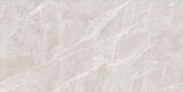 Lo specchio del pavimento ha lucidato lo strato di marmo delle mattonelle 900*1800mm Grey Color Natural Looking Finish della porcellana di sguardo